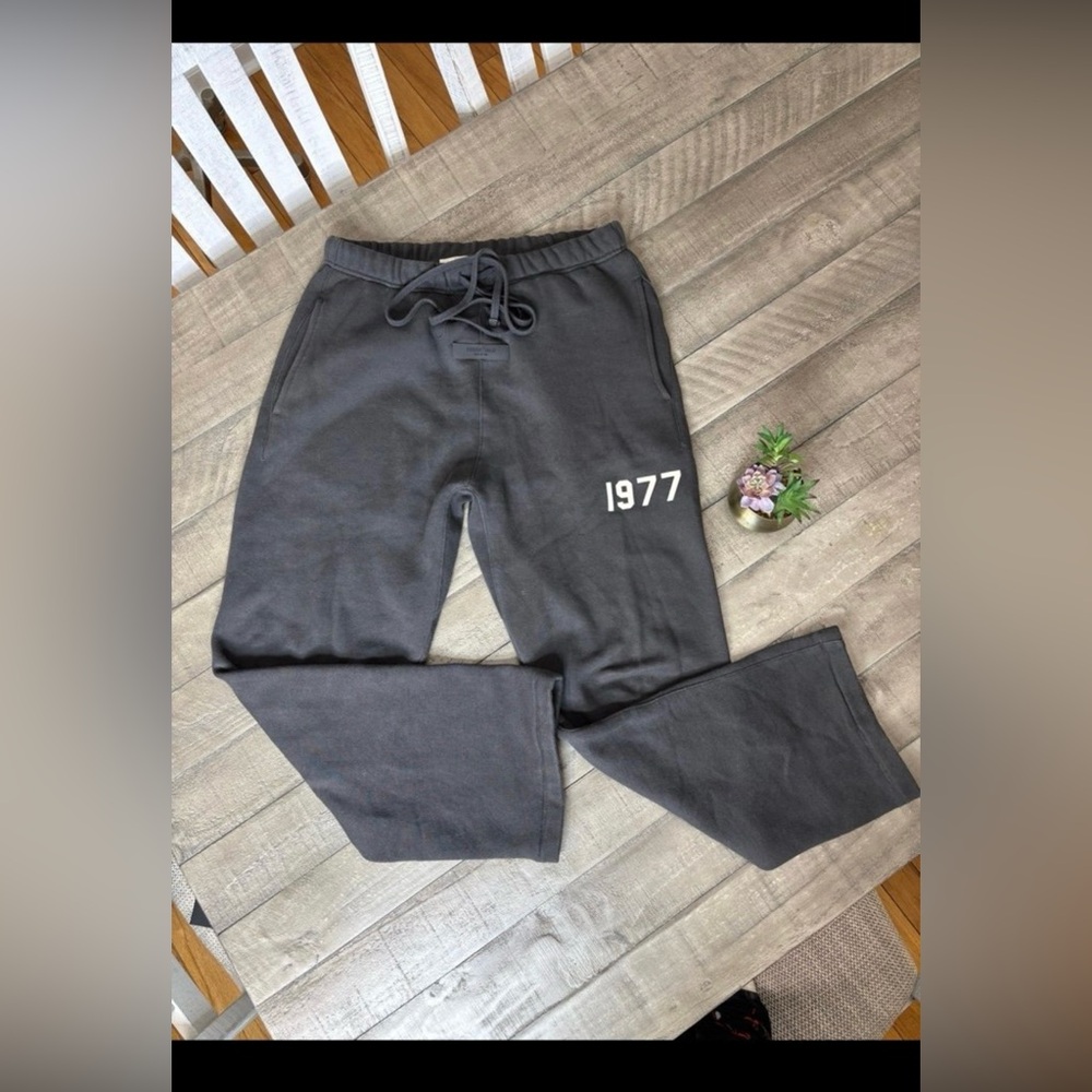 essentials 1977 sweat pants